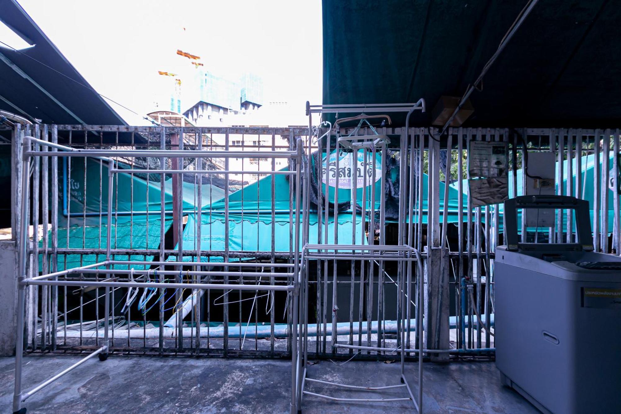 Freesia Saladaeng Silom Apartments Bangkok Ngoại thất bức ảnh